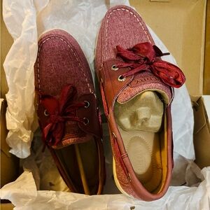 Sperry Women's Burgundy Moccasins